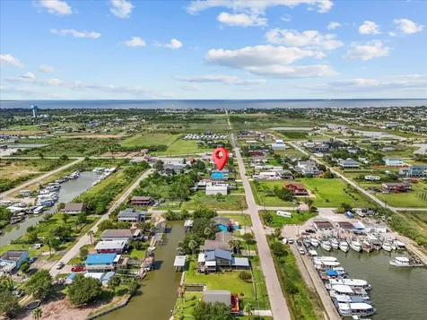 1012 22nd Street Street D Dickinson TX 77539