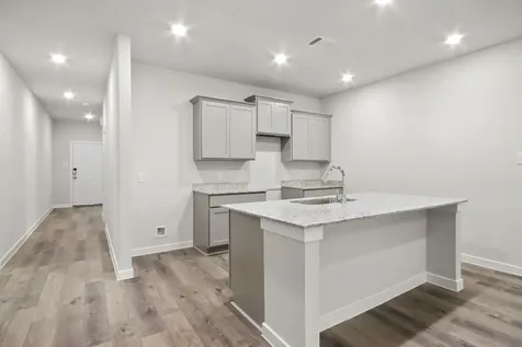 1112 Independence Avenue Bay City TX 77414