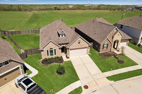 250 Ashley Way Alvin TX 77511