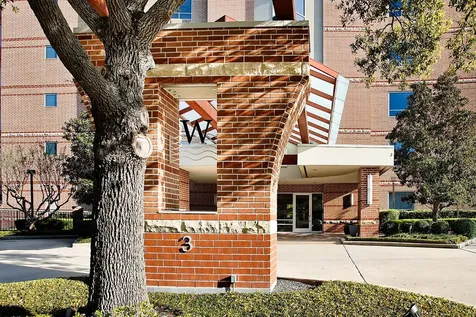 3 Waterway Court 4d The Woodlands TX 77380