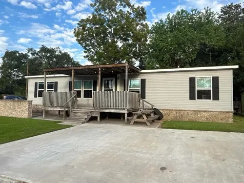3013 W Park Avenue Pinehurst TX 77630