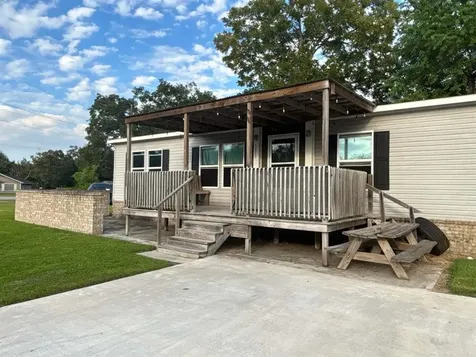 3013 W Park Avenue Pinehurst TX 77630
