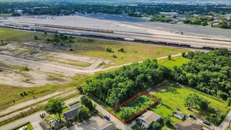 4508 Eddie Street Houston TX 77026
