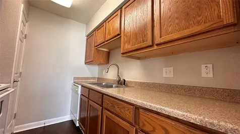 7315 Brompton Street 303b Houston TX 77025