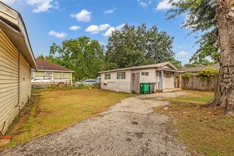 4015 Lila North Houston TX 77026