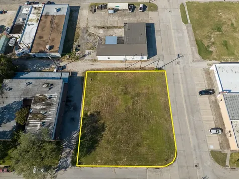 705 9th Street N Texas City TX 77590