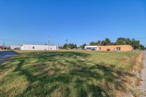 705 9th Street N Texas City TX 77590