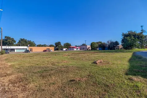 705 9th Street N Texas City TX 77590