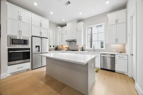 966 Dunleigh Meadows Lane Houston TX 77055