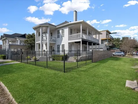 302 W Drew Street Houston TX 77006