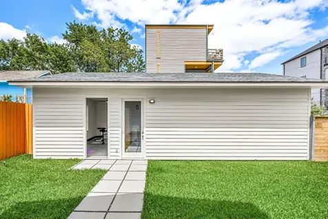 302 W Drew Street Houston TX 77006