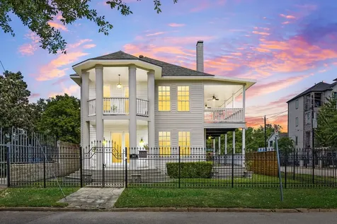 302 W Drew Street Houston TX 77006