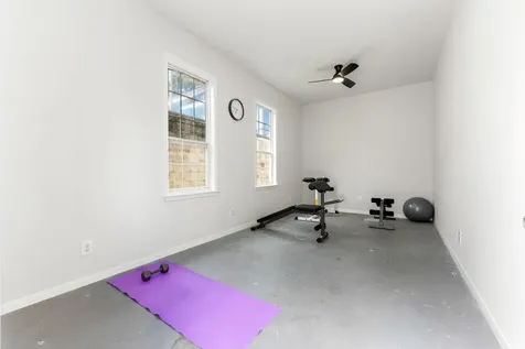 302 W Drew Street Houston TX 77006