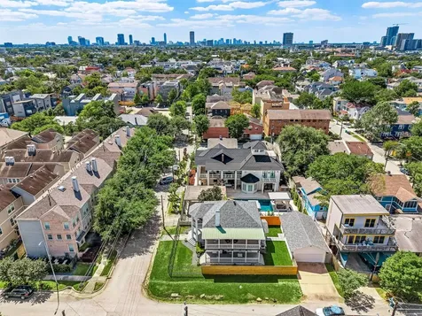 302 W Drew Street Houston TX 77006