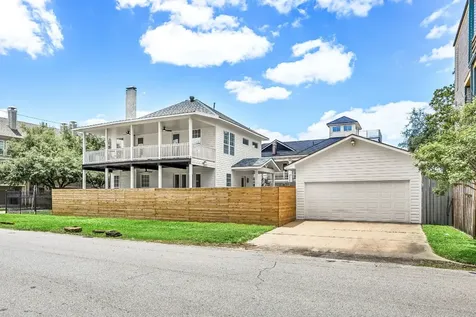 302 W Drew Street Houston TX 77006