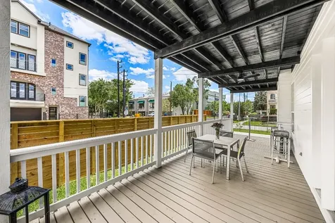 302 W Drew Street Houston TX 77006