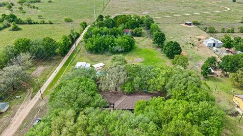 13926 Fm 442 Road Needville TX 77461