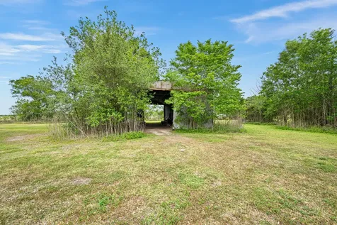 13926 Fm 442 Road Needville TX 77461