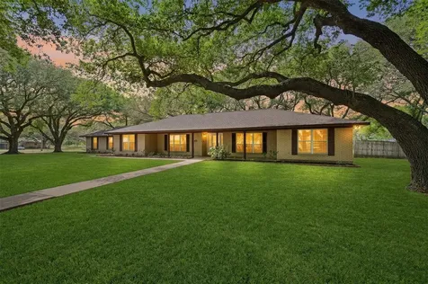 13926 Fm 442 Road Needville TX 77461
