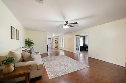 13926 Fm 442 Road Needville TX 77461