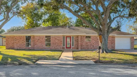 3416 Walnut Drive Bay City TX 77414
