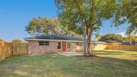 3416 Walnut Drive Bay City TX 77414