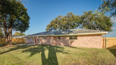 3416 Walnut Drive Bay City TX 77414
