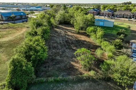 2701 S Market Street Brenham TX 77833