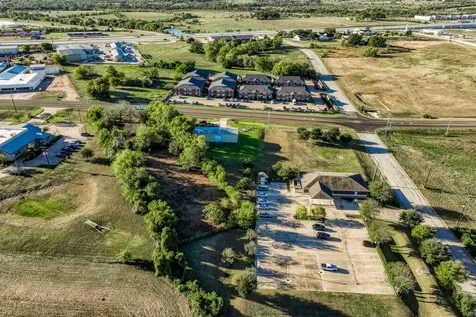 2701 S Market Street Brenham TX 77833