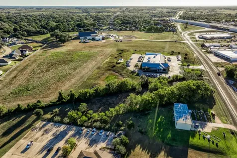 2701 S Market Street Brenham TX 77833