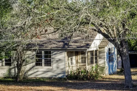 2701 S Market Street Brenham TX 77833