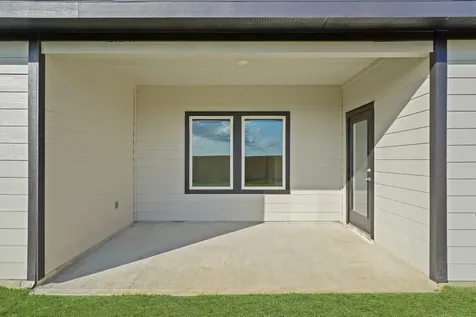 147 Wildflower Lane Dayton TX 77535