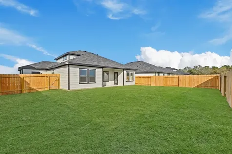 147 Wildflower Lane Dayton TX 77535