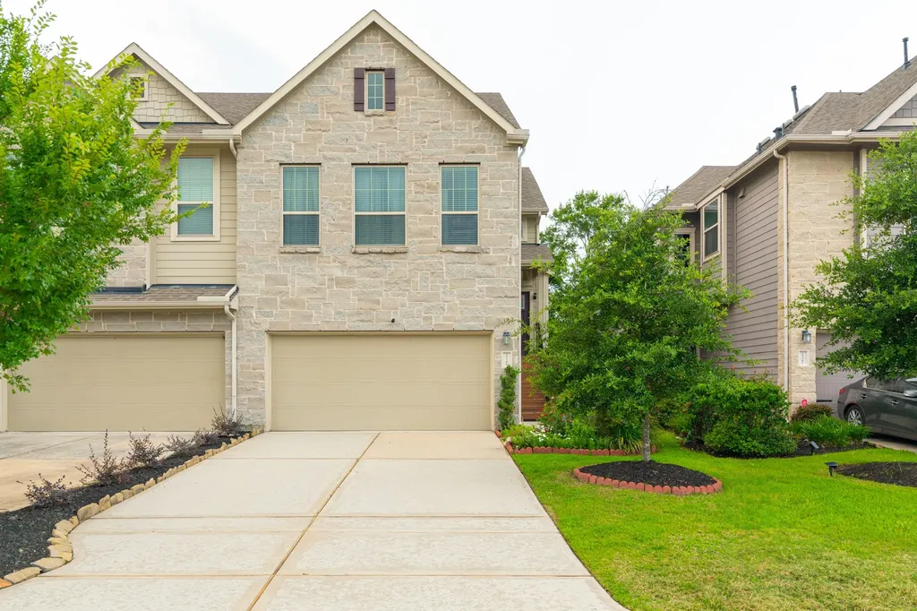 25366 Fallen Acorn Court Porter TX 77365