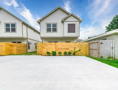 789 Fortune Street A-b Houston TX 77088