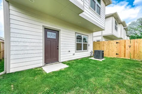 789 Fortune Street A-b Houston TX 77088
