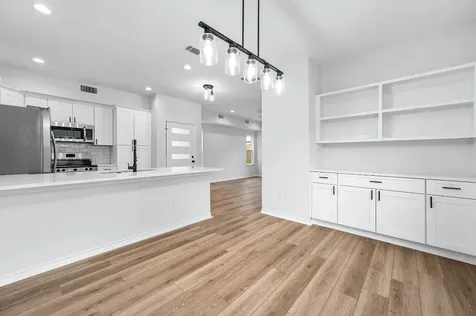 789 Fortune Street A-b Houston TX 77088