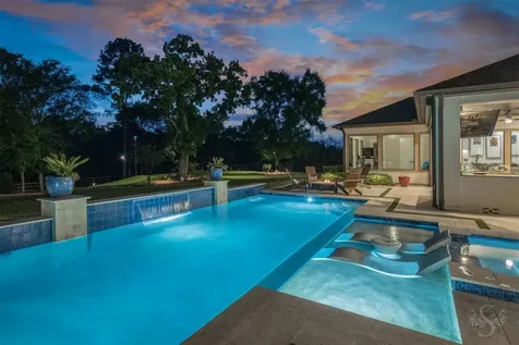 8619 Woods Hollow Trail Fulshear TX 77406