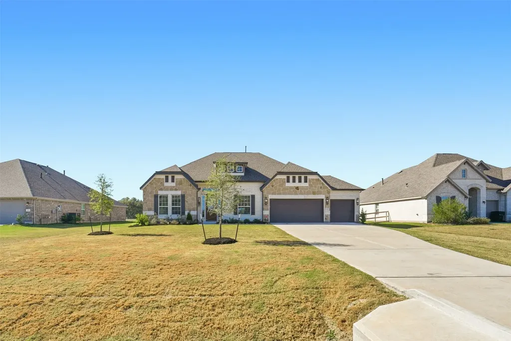 6618 Nichols Landing Needville TX 77461