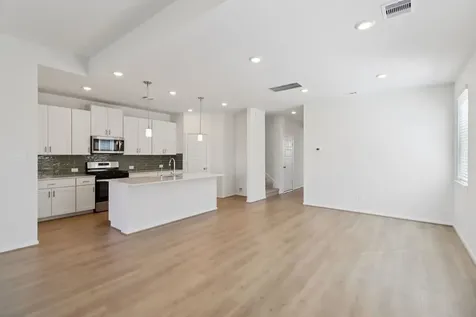 5909 Mockingbird Lodge Lane Pearland TX 77584