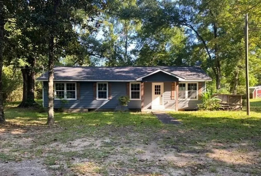 6197 County Road 2252 Cleveland TX 77327