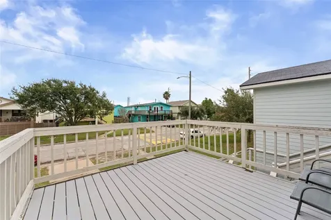 1901 Bayou Homes Drive Galveston TX 77551