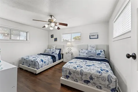1901 Bayou Homes Drive Galveston TX 77551