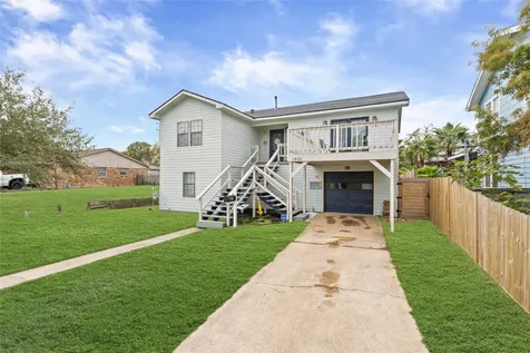 1901 Bayou Homes Drive Galveston TX 77551