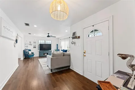 1901 Bayou Homes Drive Galveston TX 77551