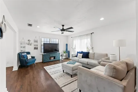 1901 Bayou Homes Drive Galveston TX 77551