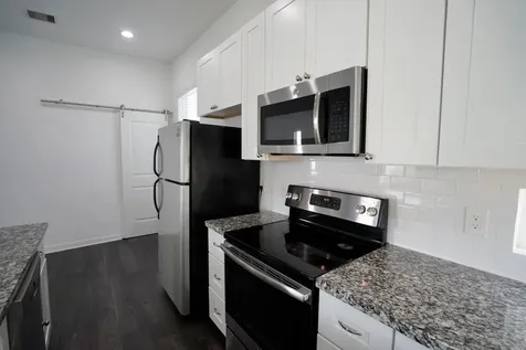 2718 Anita Street Houston TX 77004