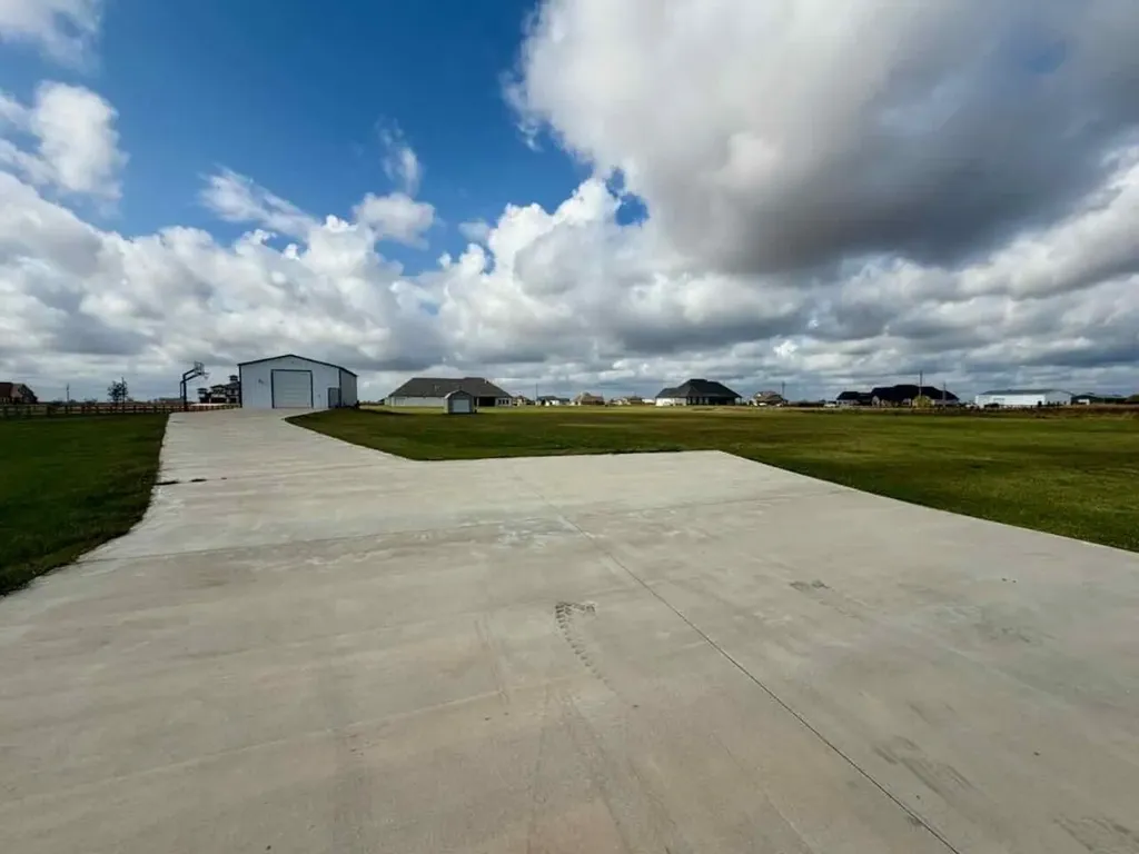 3844 S Pine Island Road Beaumont TX 77713