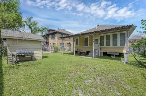 118 North Street Houston TX 77009