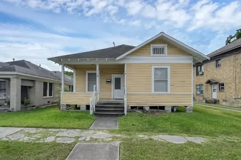 118 North Street Houston TX 77009